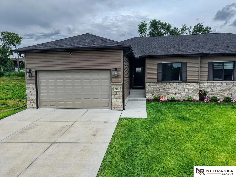 9439 Linwood Place, Lincoln, NE 68505 - #2