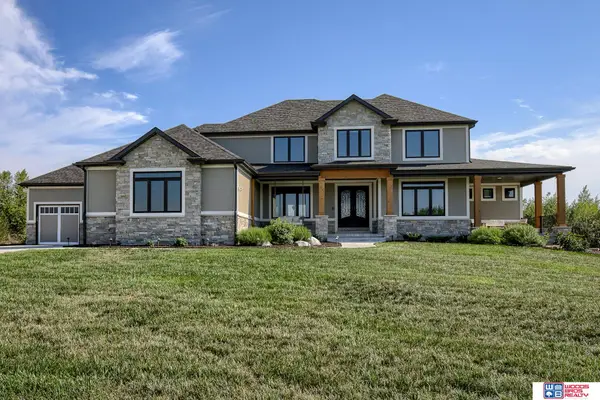 11511 Aspen Canyon Road, Lincoln, NE 68526