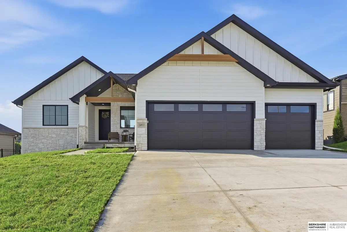 16915 Benjamin Street, Bennington, NE 68007 - #1