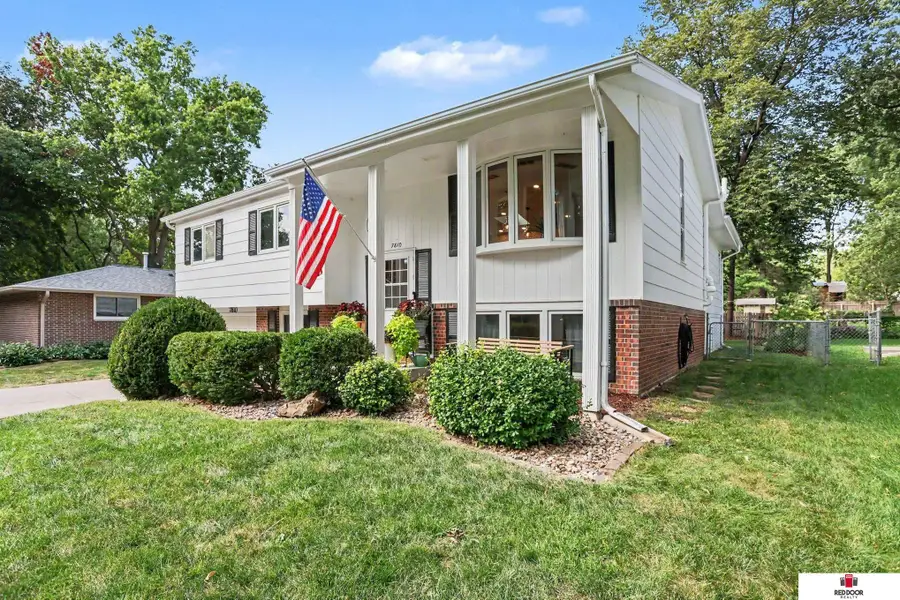 7810 Hickory Lane, Lincoln, NE 68510 - #2