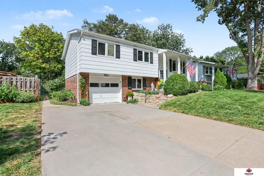7810 Hickory Lane, Lincoln, NE 68510 - #3
