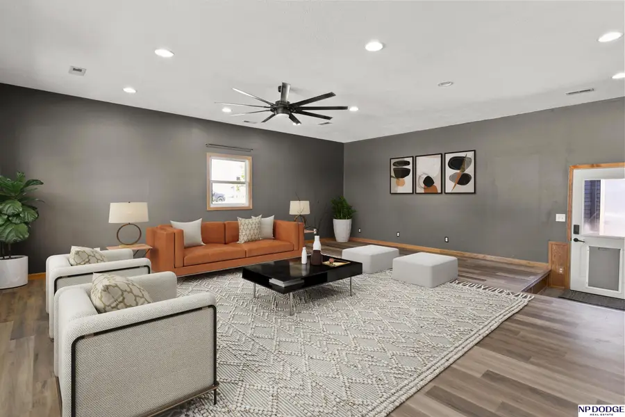801 S East Street, Valley, NE 68064 - #2
