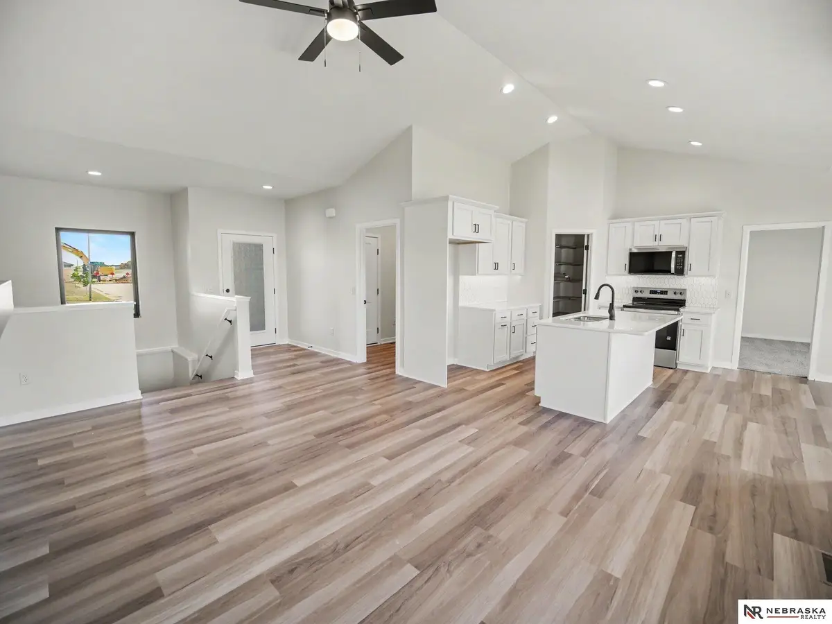 901 W El Alameda Street, Lincoln, NE 68523 - #1