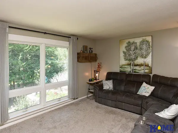 8510 Arrow Head Circle, Lincoln, NE 68520