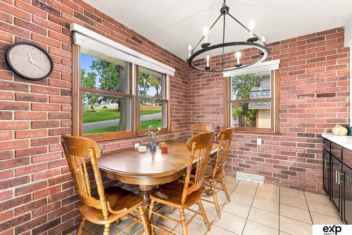 638 Osage Drive, Papillion, NE 68046 - #1