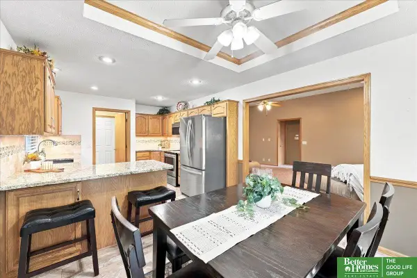 4114 N 210 Street, Elkhorn, NE 68022