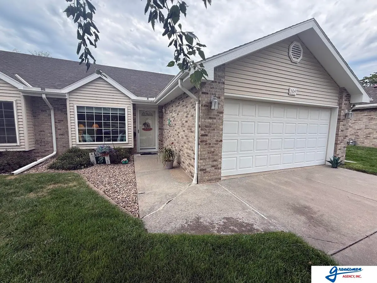 304 Swanson Drive, Syracuse, NE 68446 - #1