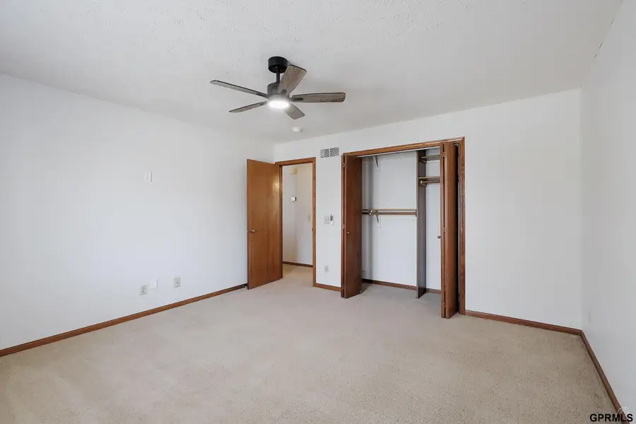 5400 S 32nd Street, Lincoln, NE 68516 - #3
