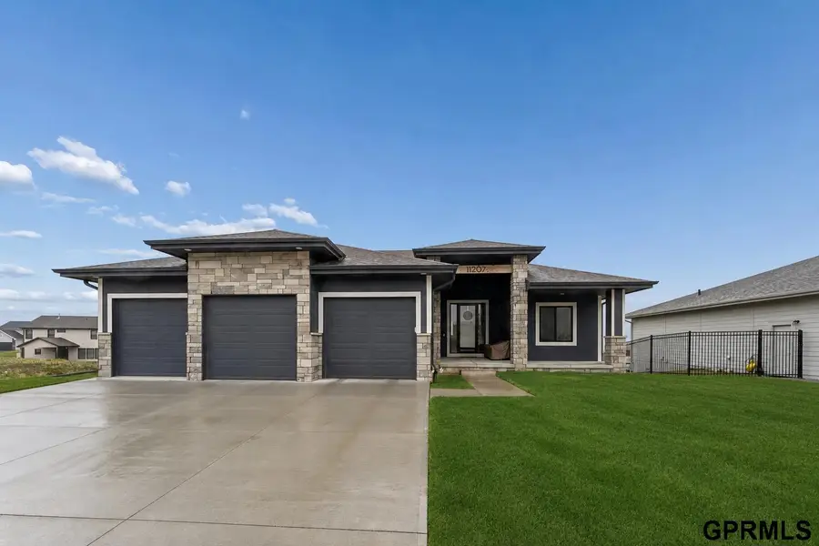 11207 N 170th Street, Bennington, NE 68007 - #2