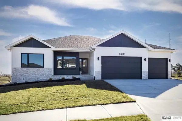 5401 N 205 Street, Elkhorn, NE 68022