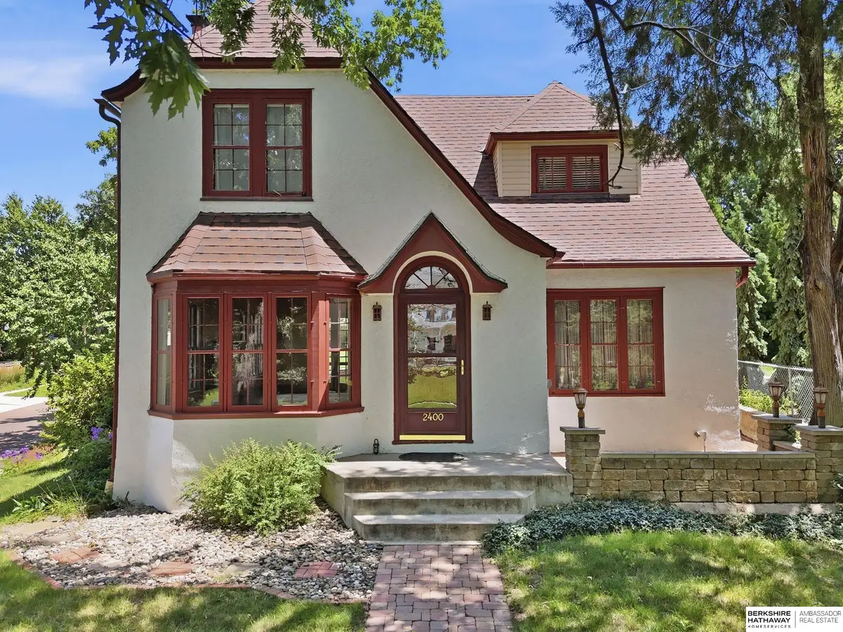 2400 Bradfield Drive, Lincoln, NE 68502 - #1