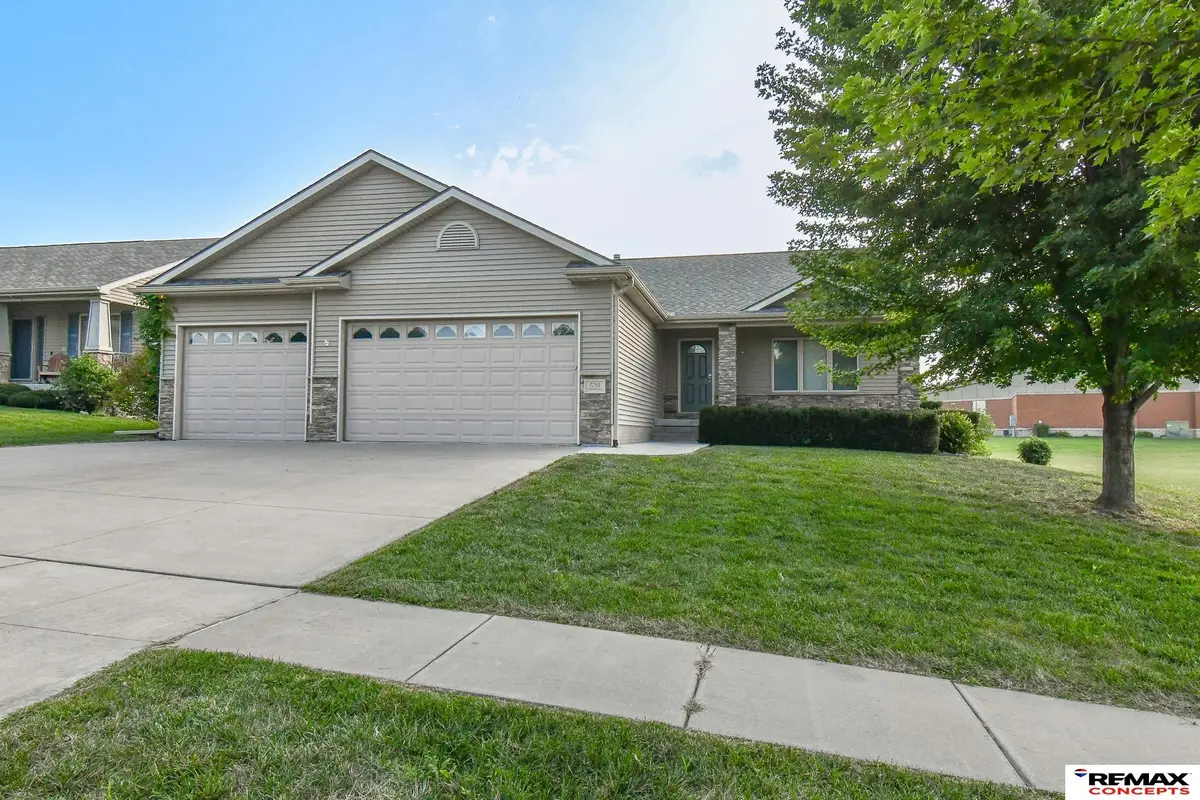 7750 Brummond Drive, Lincoln, NE 68516 - #1