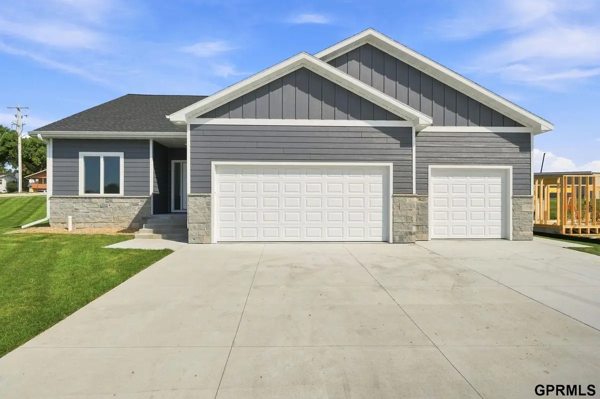 550 Southridge Drive, Milford, NE 68405 - #1