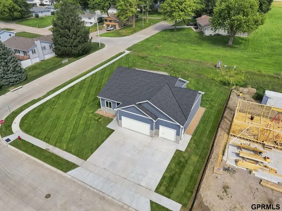 550 Southridge Drive, Milford, NE 68405 - #3