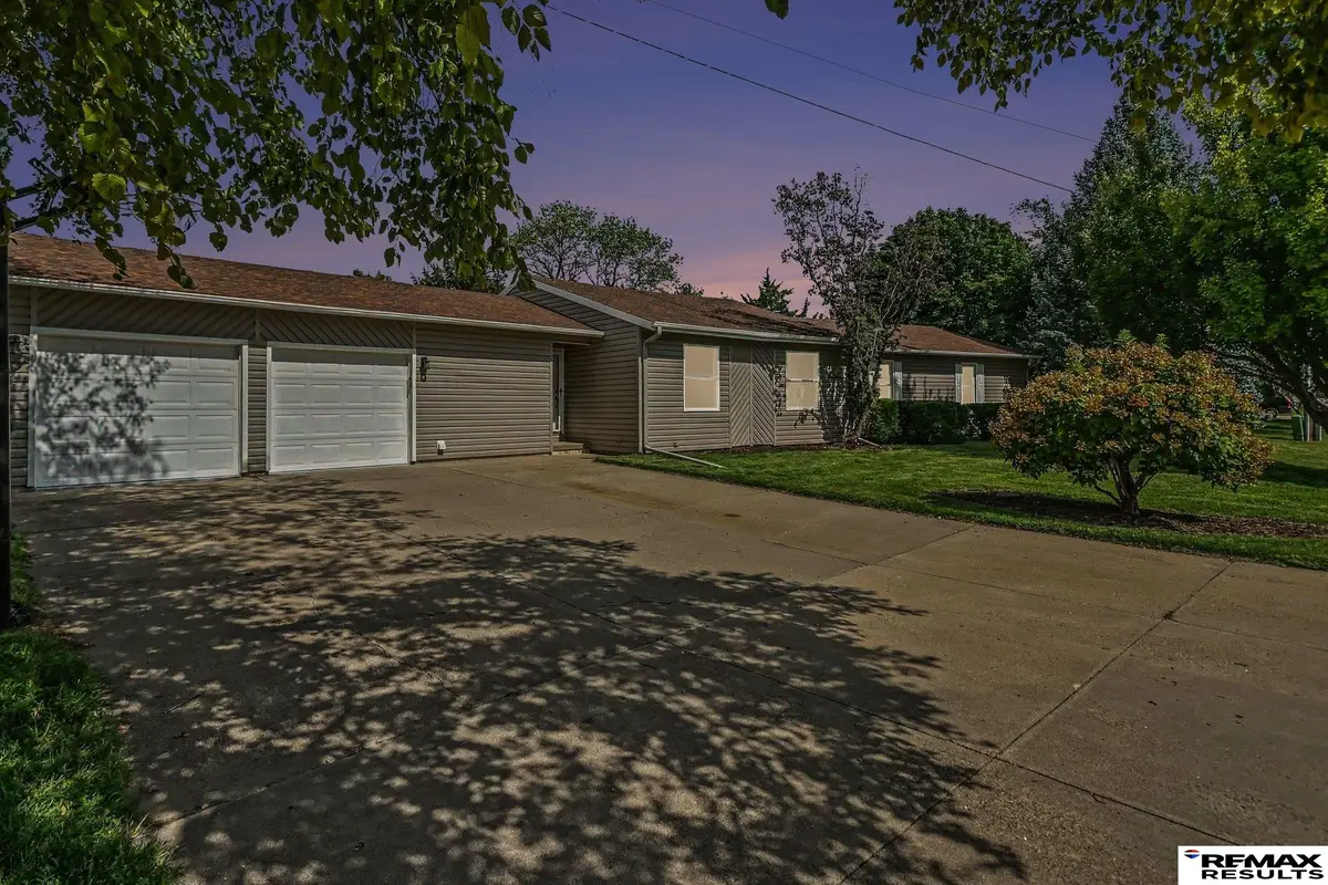 2506 Ponca Point, Plattsmouth, NE 68048 - #1