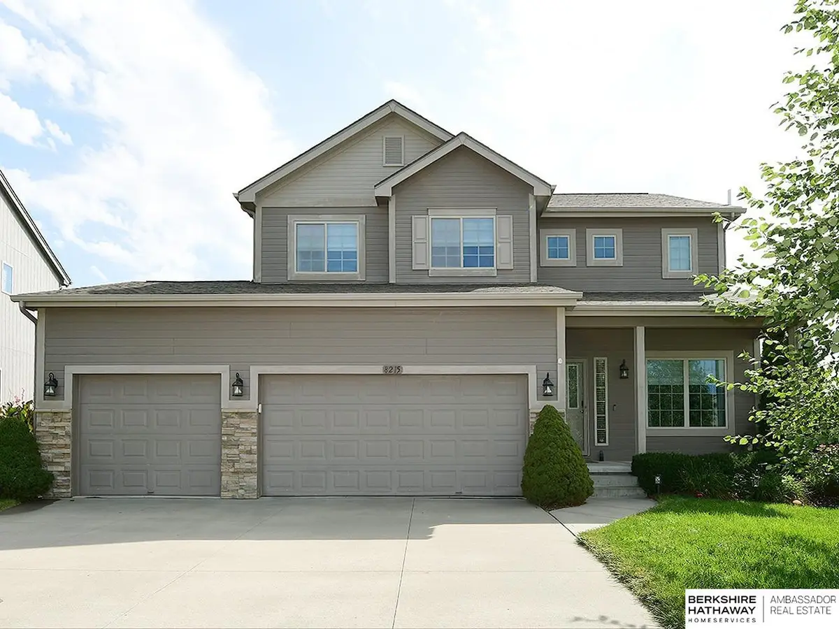 8215 S 190 Avenue, Omaha, NE 68136 - #1