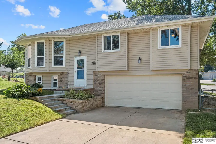 11202 Young Circle, Omaha, NE 68138 - #2