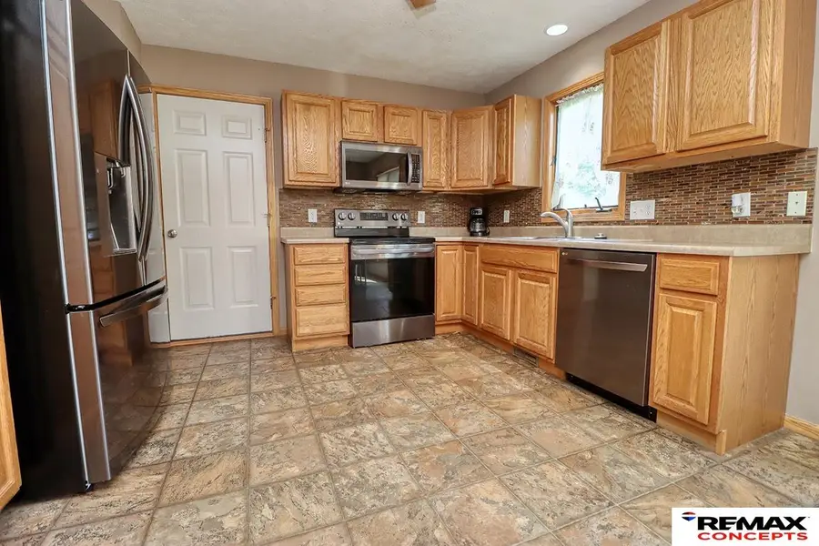 1123 Rainy River Bay, Lincoln, NE 68505 - #2