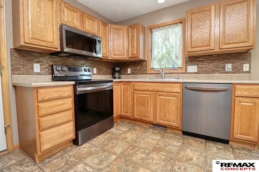 1123 Rainy River Bay, Lincoln, NE 68505 - #3