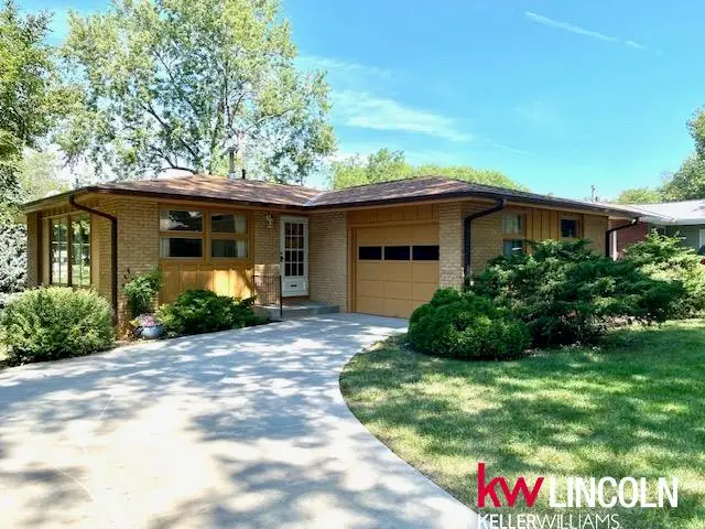 1321 W Avon Lane, Lincoln, NE 68505 - #1