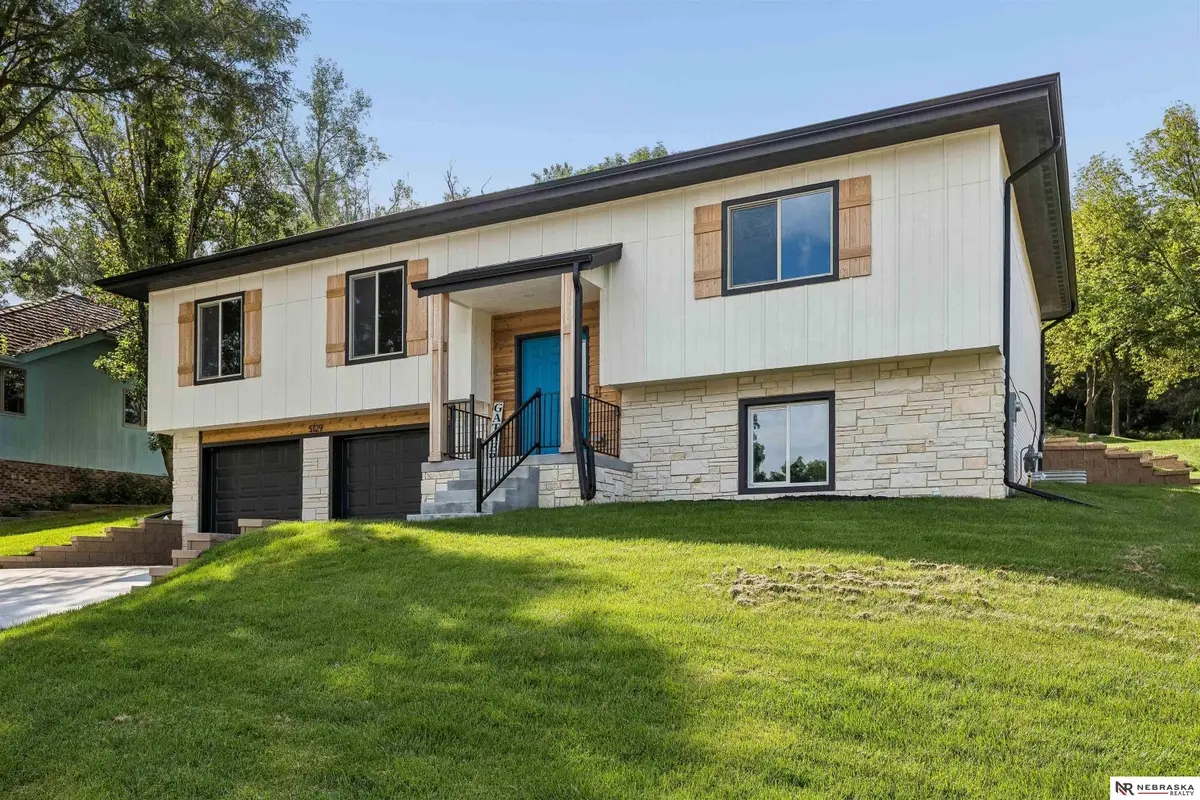 5129 Raven Oaks Drive, Omaha, NE 68152 - #1