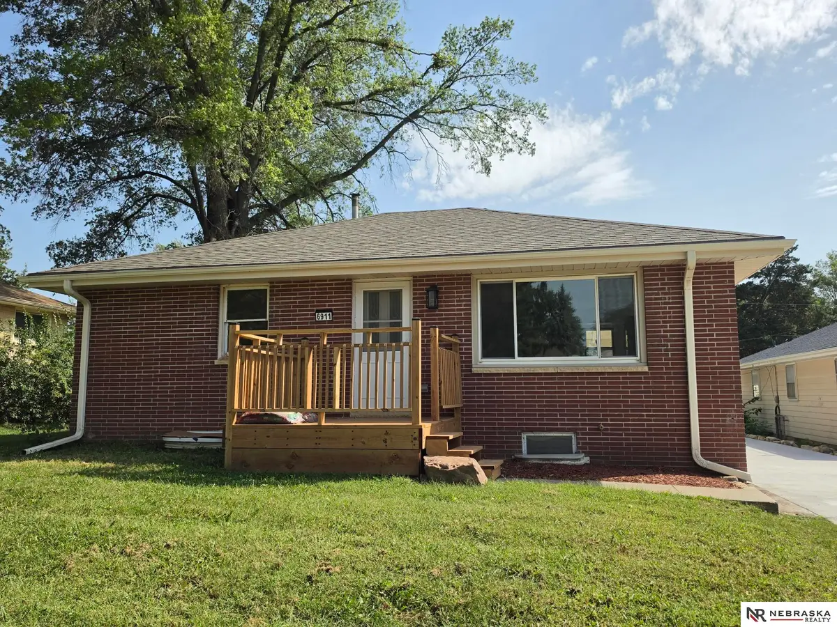 6911 Starr Street, Lincoln, NE 68505 - #1