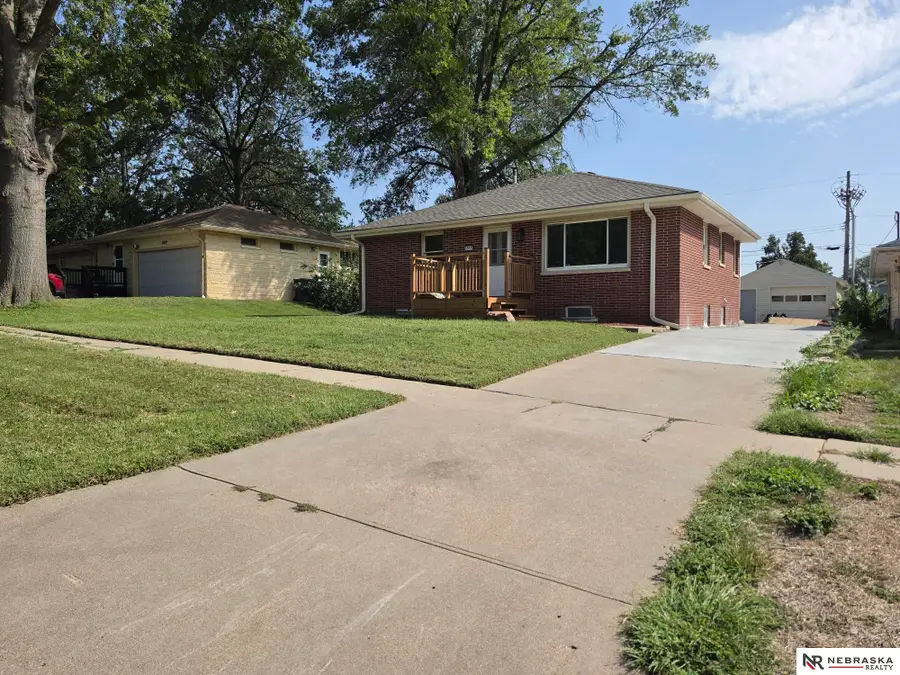 6911 Starr Street, Lincoln, NE 68505 - #3