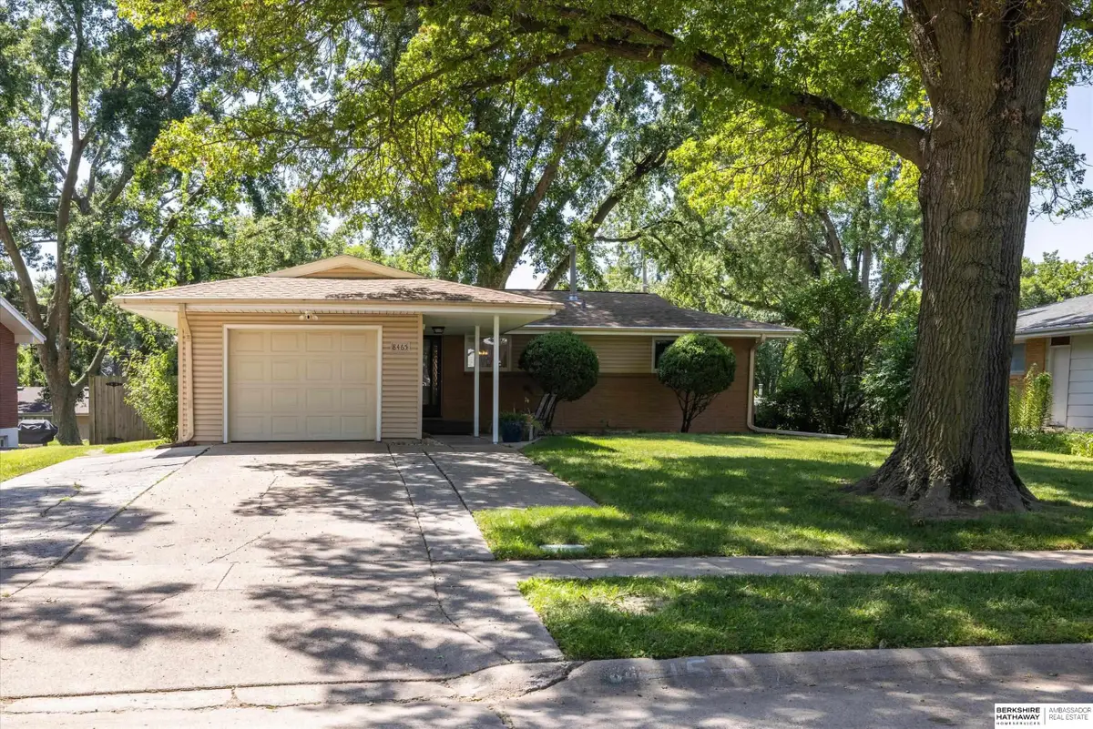 8465 Grand Avenue, Omaha, NE 68134 - #1