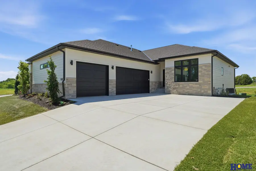 9207 Triana Lane, Lincoln, NE 68520 - #2