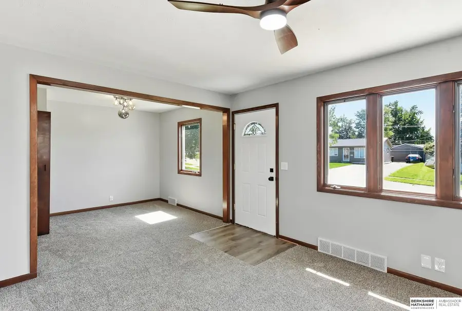 6070 Hillsdale Avenue, Omaha, NE 68117 - #2
