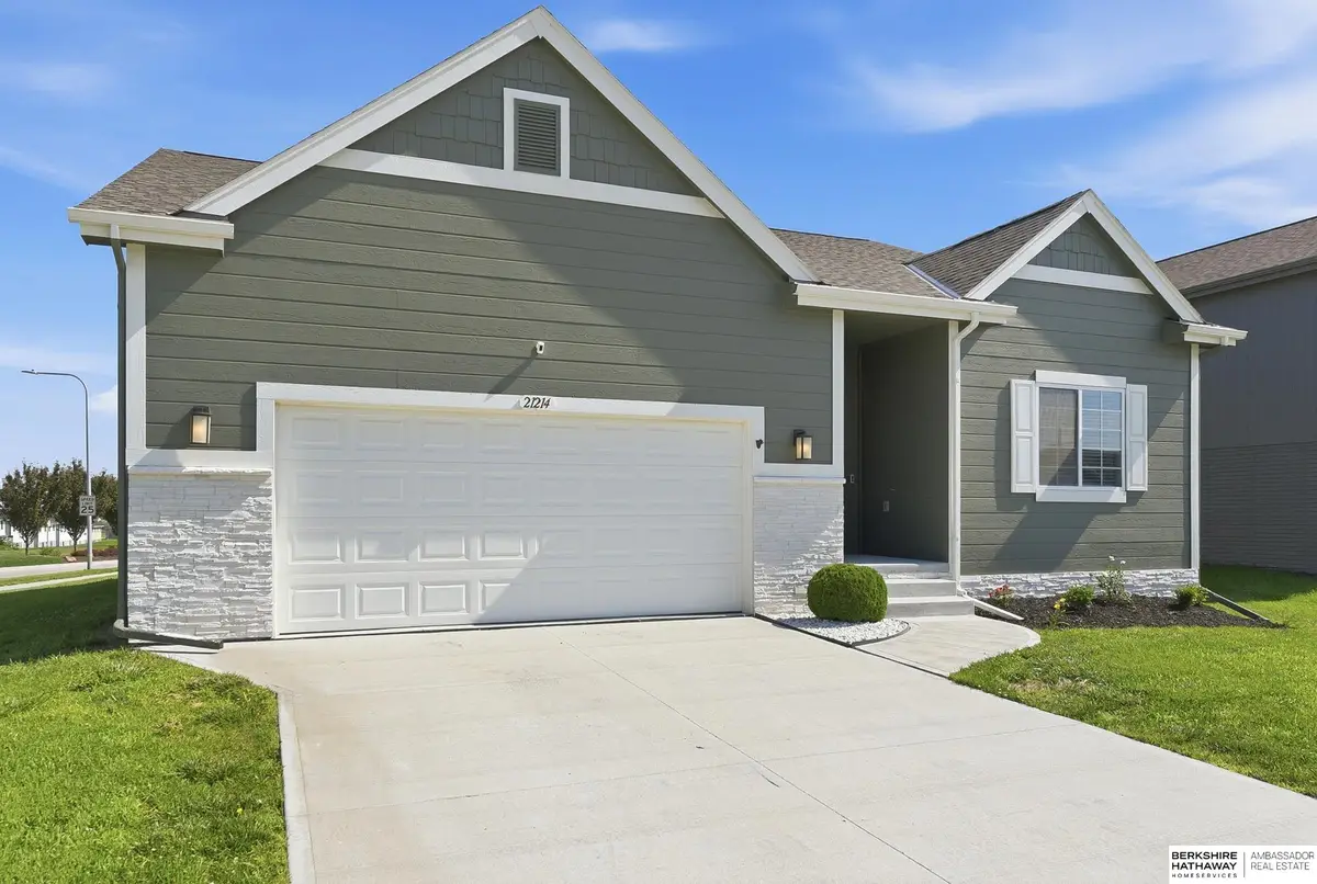21214 Polk Street, Elkhorn, NE 68022 - #1