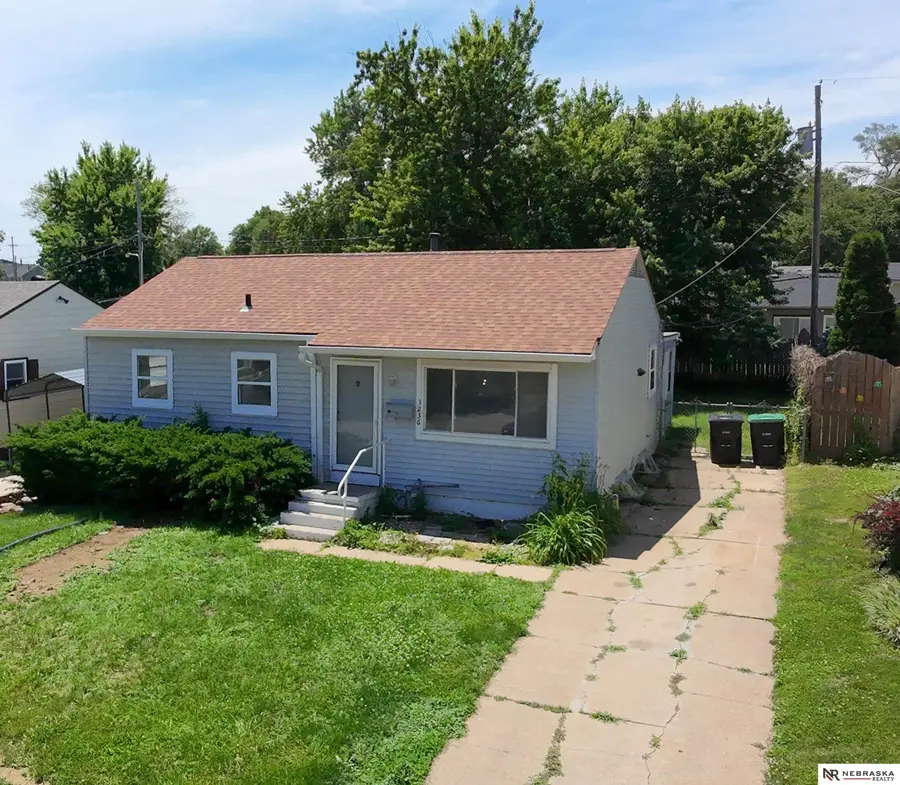 3236 S 39th Street, Omaha, NE 68105 - #3