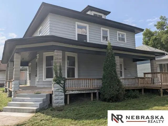 945 F Street, Lincoln, NE 68508 - #2