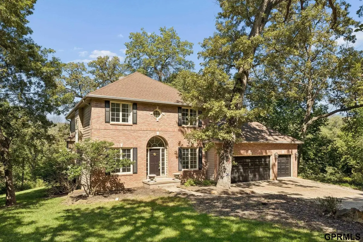 19719 Raven Drive, Louisville, NE 68037 - #1