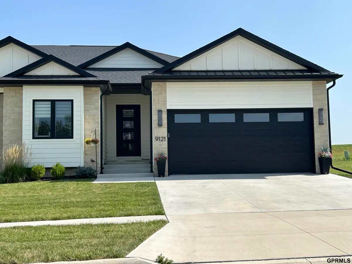 9121 Marbella Drive, Lincoln, NE 68520 - #1
