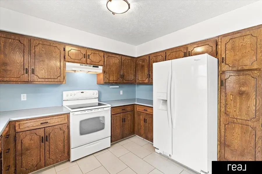 13925 Greenfield Road, Omaha, NE 68138 - #2
