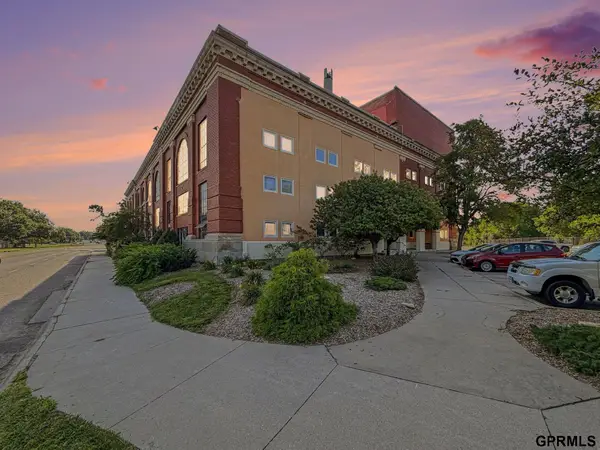 2901 A Street #102, Lincoln, NE 68510