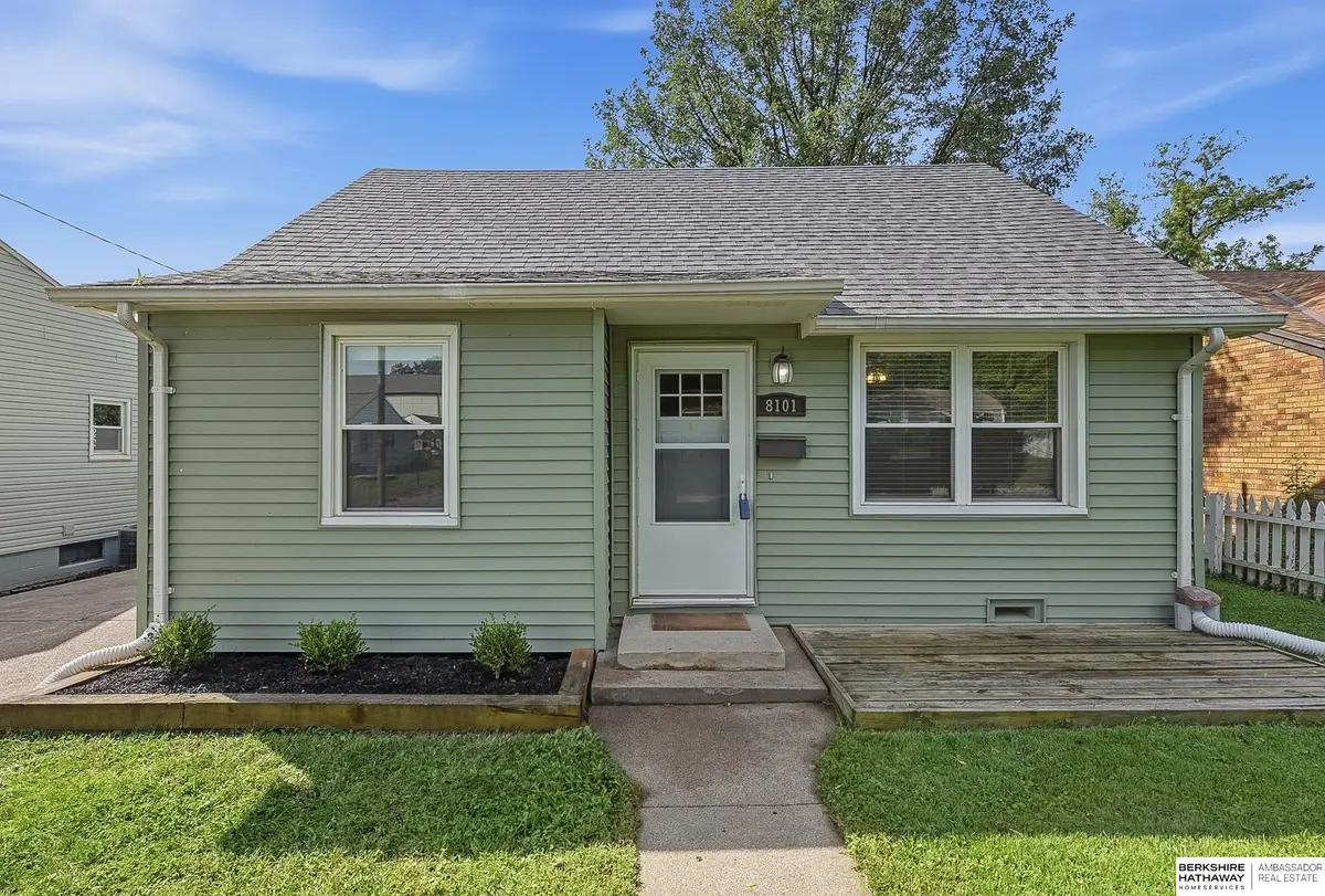 8101 Oakwood Street, Ralston, NE 68127 - #1