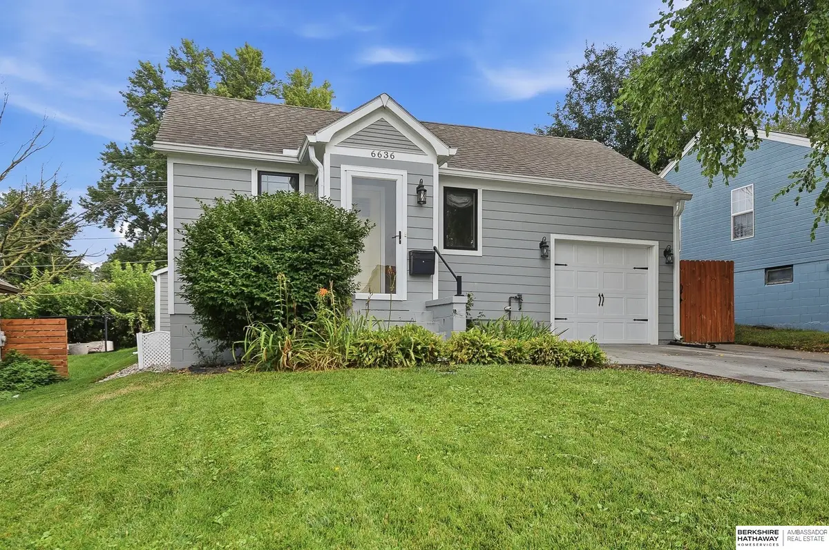 6636 Pinkney Street, Omaha, NE 68104 - #1