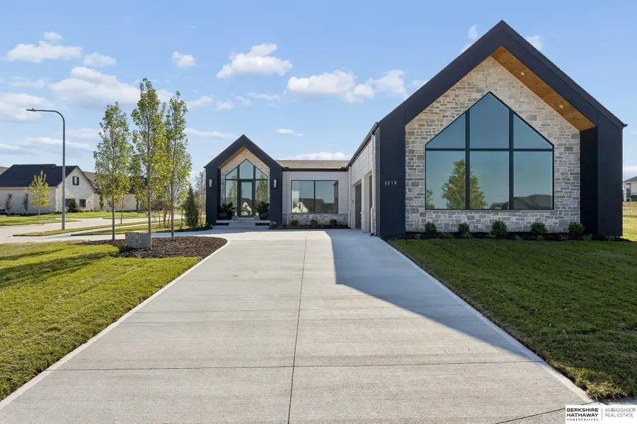 3218 S 209th Court, Elkhorn, NE 68022 - #3