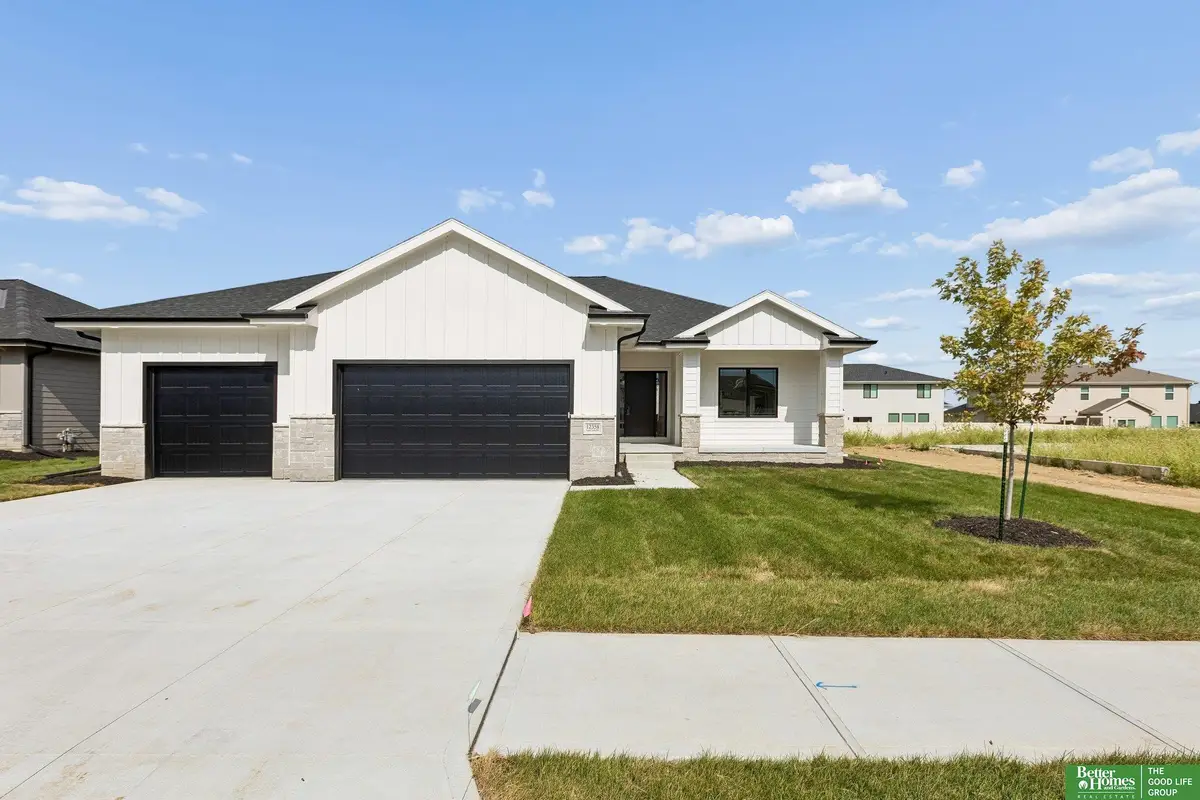 12358 Lake Vista Drive, Papillion, NE 68046 - #1