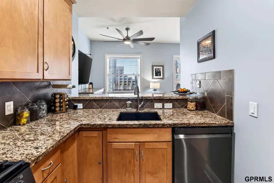 210 S 16 Street #921, Omaha, NE 68102 - #2