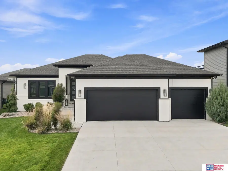 9631 Toma Road, Lincoln, NE 68526 - #2