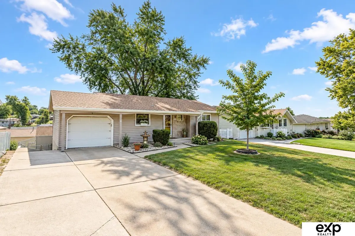 7201 Wood River Drive, Bellevue, NE 68147 - #1