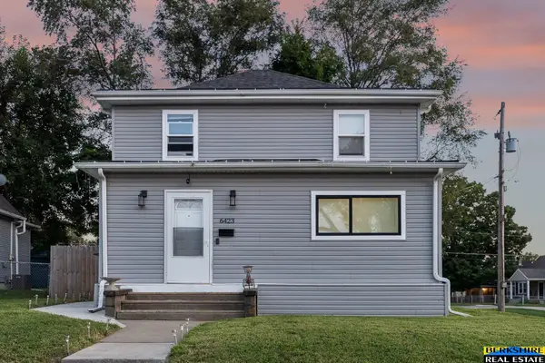 6423 Maple Street, Omaha, NE 68104