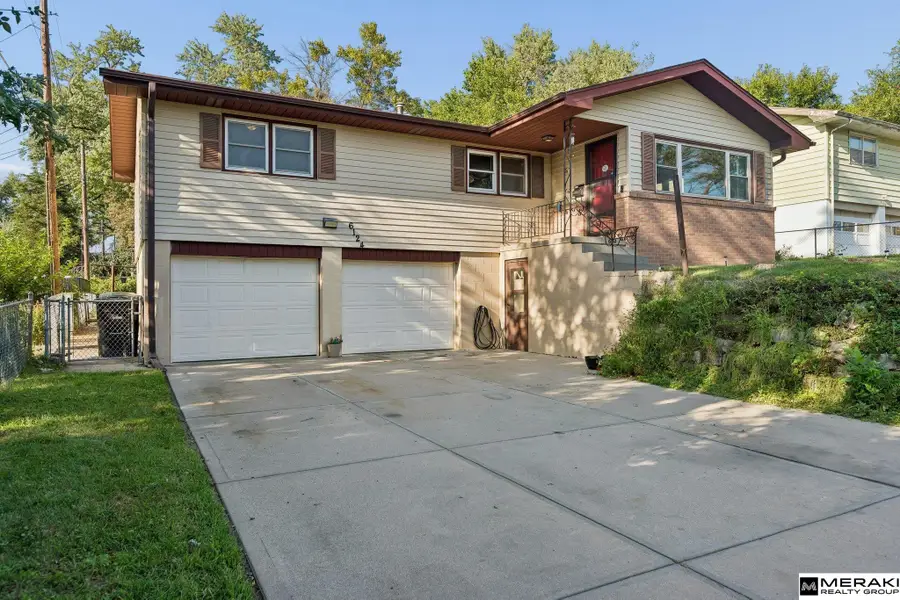 6124 Jaynes Street, Omaha, NE 68104 - #2