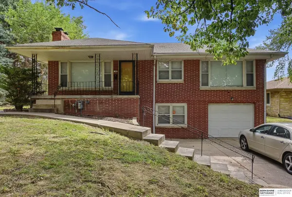 1809 N 70th Avenue, Omaha, NE 68104