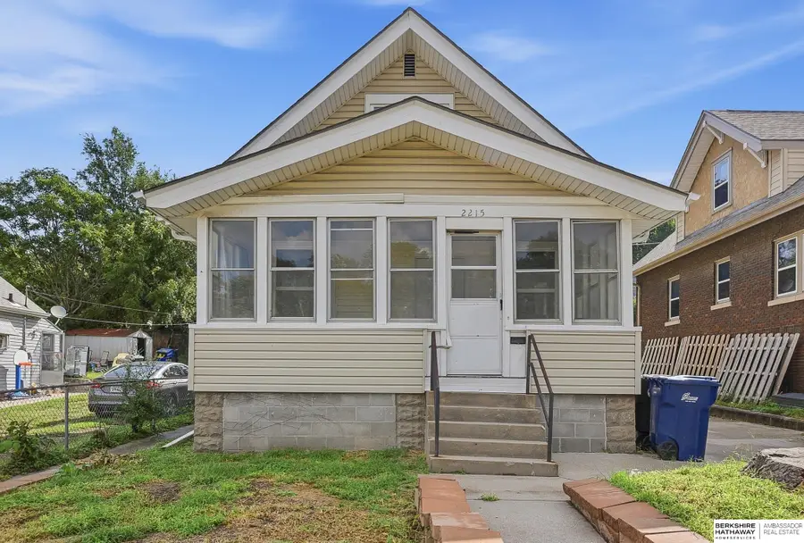2215 S 13th Street, Omaha, NE 68108 - #2