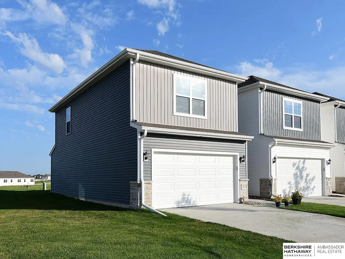 7512 S 204 Avenue, Gretna, NE 68028 - #1