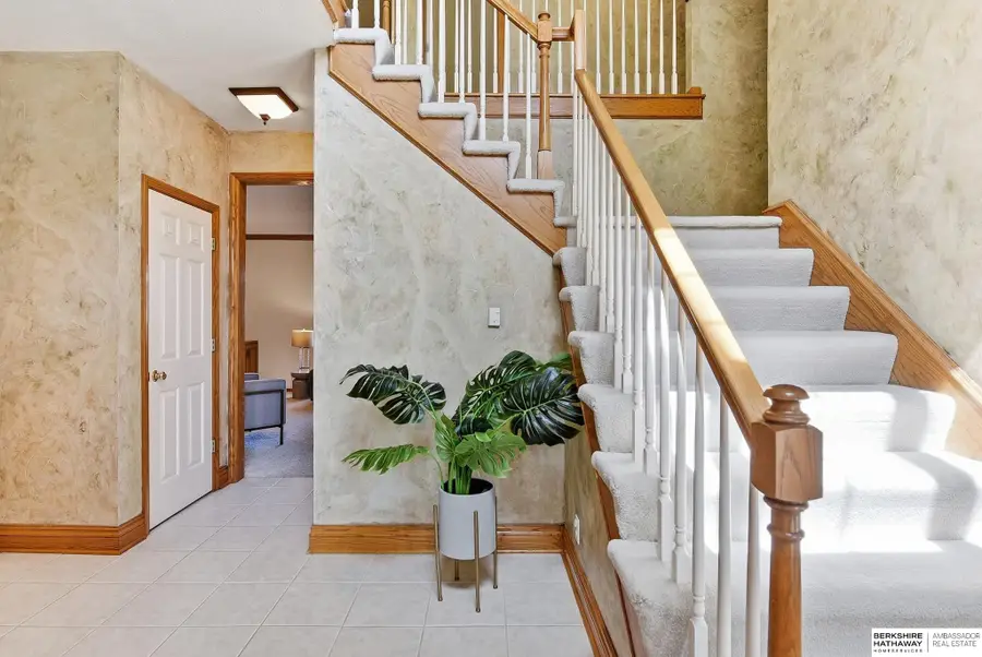 17122 V Street, Omaha, NE 68135 - #2